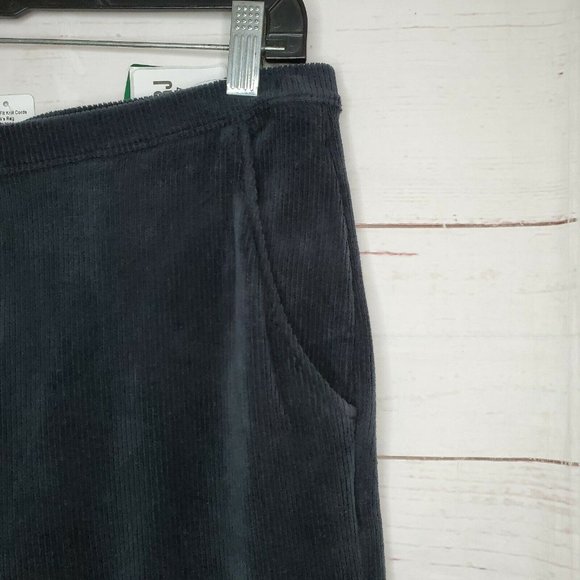 LL Bean Perfect Fit Knit Corduroy Women Med Pants - Picture 2 of 12